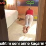 Yoga Yapan Beyaz Taytlı Annesini Taciz Ediyor